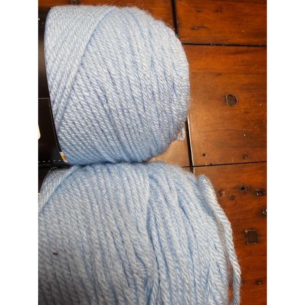 Red Heart Super Saver Light Blue Acrylic Yarn 2 Skeins M5824 H8 - Picture 5 of 6